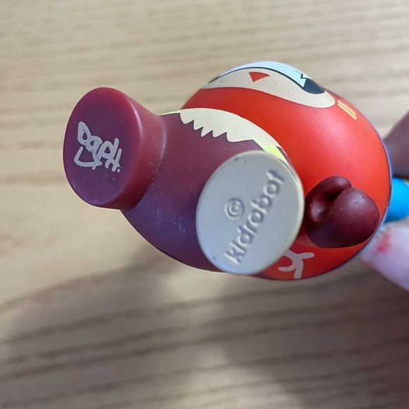 Kidrobot DGPH Dunn Sideshow Series Vinyl Figure Totem Pole 3” Collectible 2013 - Picture 3 of 5